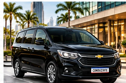 Imagem ilustrativa de minivan preta